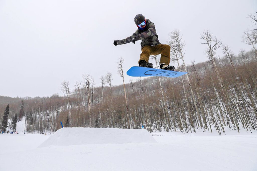 Colorado snowboarding at Sunlight Mountain