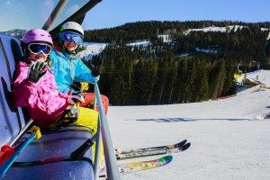 couple-of-kids-on-ski-lift