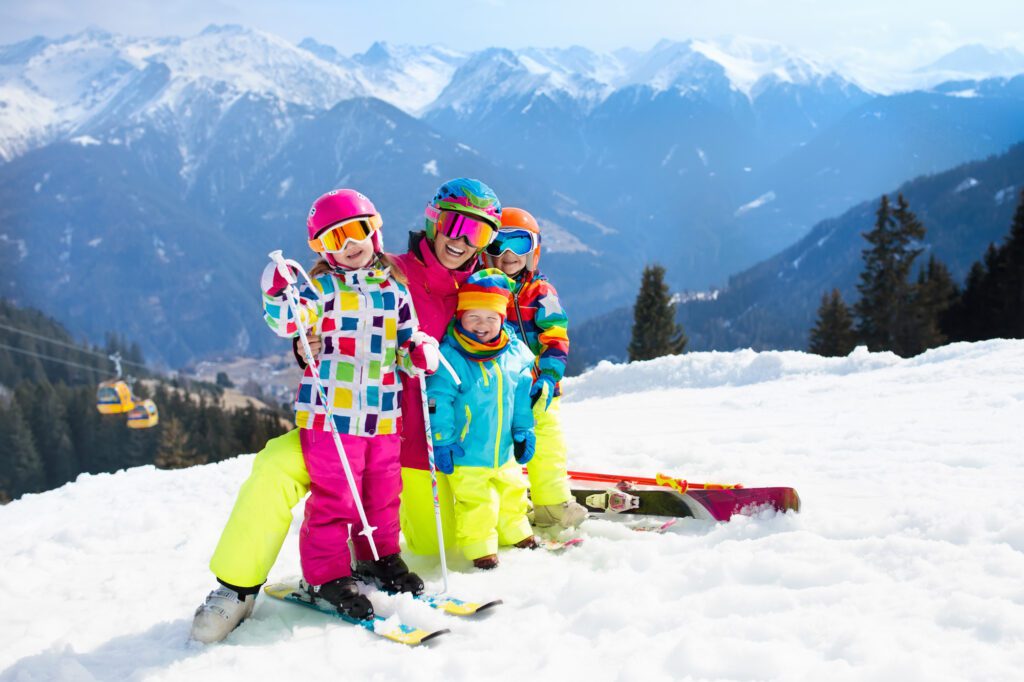 Taking your family on a ski vacation can be costly. We break down the expenses involved in taking a ski vacation and give you tips that can help save some money. 